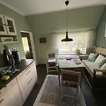 With 2 Bedrooms Сasa de vacaciones *