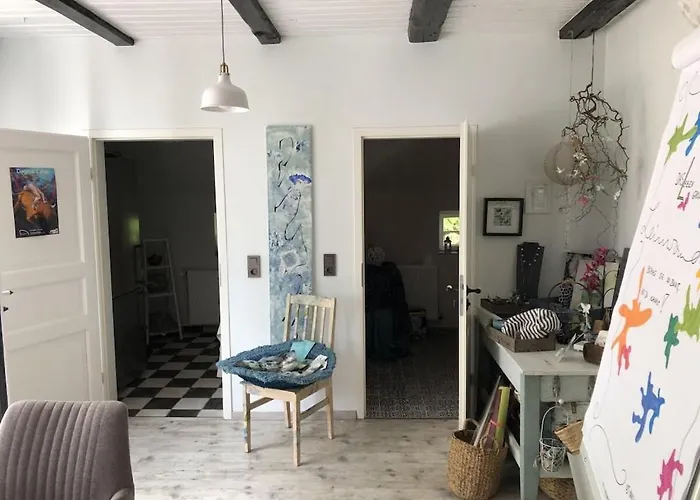 Semesterbostad With 2 Bedrooms Neu Sankt Jurgen